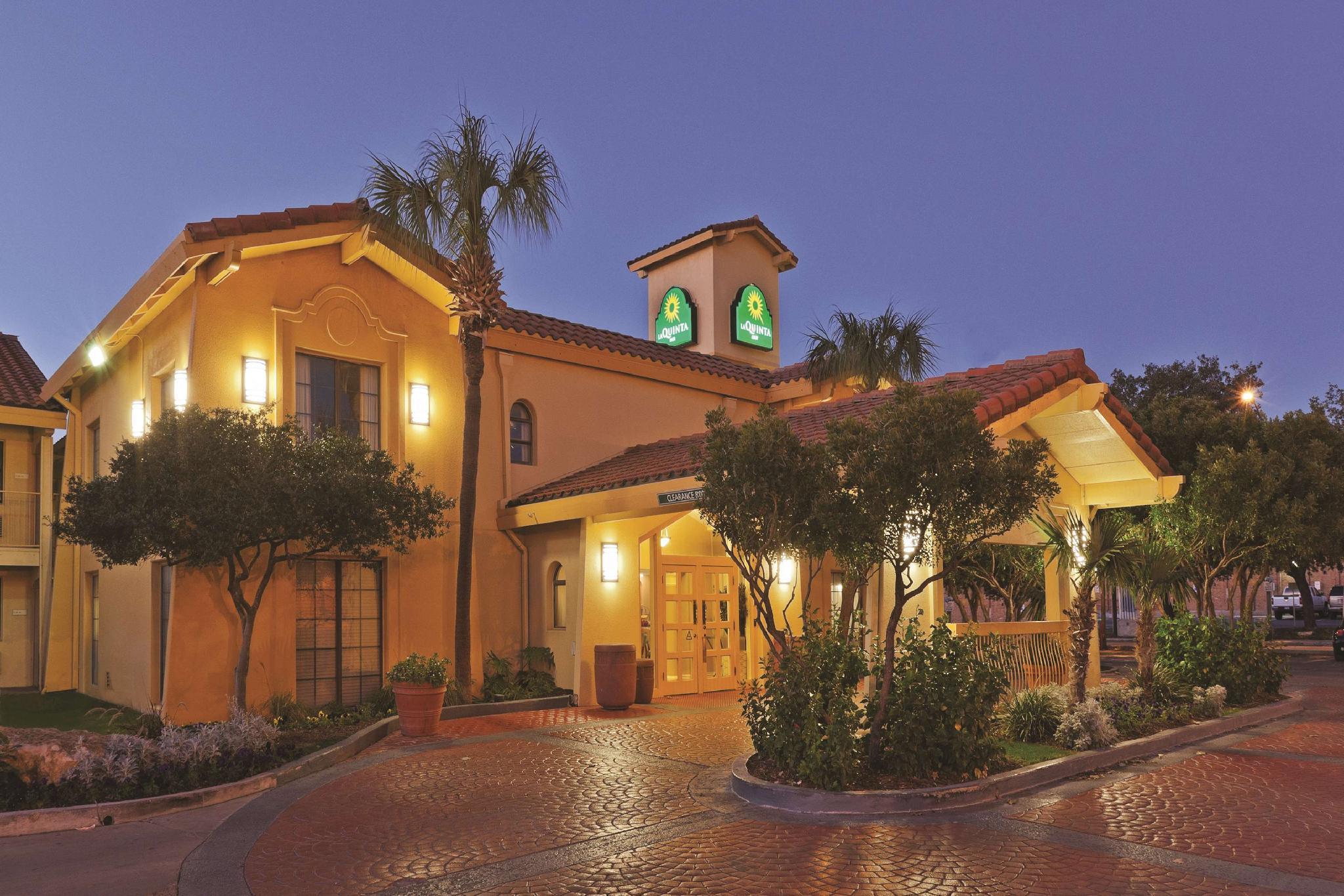 La Quinta Inn By Wyndham San Antonio Market Square Zewnętrze zdjęcie